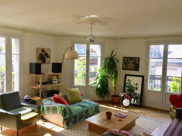 Au centre de Paris, parfaitement desservi, appartement 135 m2 . Parfait pour une Paris, France Grand appartement lumineux , quartier vivant Entire rental unit vacation rental 13518523