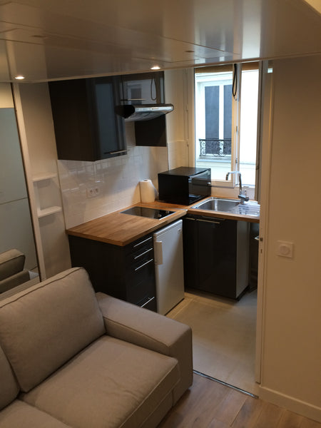 In the heart of the Canal St-Martin district, this beautiful and practical studi Brussels, Belgium Quiet studio close to Gare du Nord Entire rental unit vacation rental 3389233
