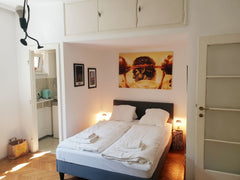 Wir begrüssen Euch recht herzlich in der Weltmetropole Wien. :)<br />Unsere Wohn  Marvelous, fantasy flat, close to center!!! Entire rental unit vacation rental 37222121