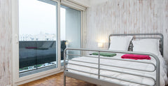 Double private room with private balcony, in a nice flat, view on lyon. Desk, lo Lyon, France double room with balcony Private room in rental unit vacation rental 24745841