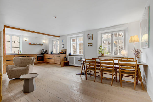 Right in the central Copenhagen in the beautiful area Christianshavn, looking ov Copenhagen, Denmark Beautiful apartment with unique courtyard Entire condo vacation rental 655678395456226991