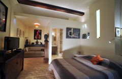 my flat are in the most famous renaissance building in the old part of Lyon , th Lyon, France ARTELIT GUEST HOUSE Entire rental unit vacation rental 11542430