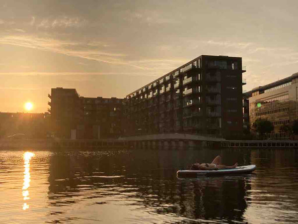 Scandinavian decor apartment right at the canals with a large sea-view balcony a Copenhagen, Denmark Beautiful apt. with large balcony and canal access Entire condo vacation rental 678165914479606574