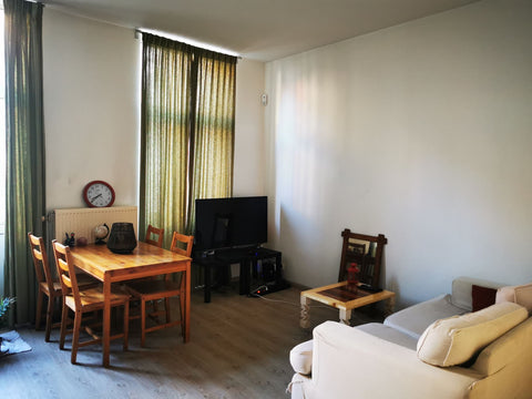 Appartement agréable à deux pas de la Place Flagey et des étangs d'Ixelles. Cet  Ixelles, Belgium Agréable appartement près des étangs d'Ixelles. Entire rental unit vacation rental 576006254086279446