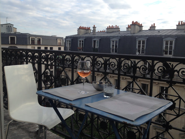 The 6th & 7th floors , Haussmann building , duplex with 1 suite , 1 normal bedro Paris, France Duplex 105 m2 Top floor balcony view 