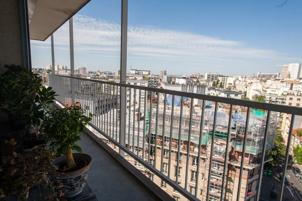9th floor, 315Ft2 Clear light, Quiet, 65Ft2 balcony,  View of Paris, Safe area r Paris, France ParisClear View Quiet 3rooms 315Ft2 Entire rental unit vacation rental 6578032