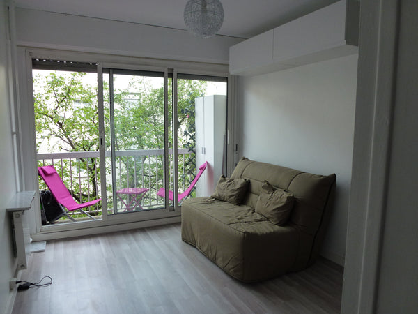 Petit studio très cosy quartier Gambetta Paris 20 Entire rental unit vacation rental 13500981
