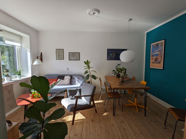 Nyd en rolig og afslappende weekend i hjertet af Københavns hyggeligste bydel.<b Copenhagen, Denmark Charming and warm apartment with balcony Entire condo vacation rental 586691971613968900