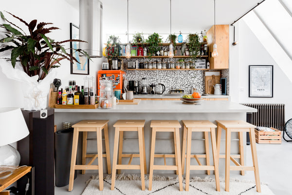 ce mini loft a été complètement refait dans une ancienne usine de porte clefs et Paris, France Mini loft lumineux en plein cœur de la capitale Entire loft vacation rental 19002257