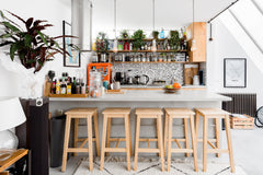 ce mini loft a été complètement refait dans une ancienne usine de porte clefs et Paris, France Mini loft lumineux en plein cœur de la capitale Entire loft vacation rental 19002257