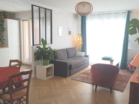 Apartment completely renovated 2 years ago, crossing with two balconies, one of   Beautiful apartment near the Part-dieu Entire condo vacation rental 44639946