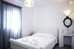 The 4-stars Hotel ANAMAR BLU, is located in an ideal position at the island of M  Standard Garden View Private room in bed and breakfast vacation rental 43021712