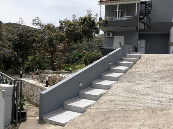 In the bay of Lygaria, is the two-storey, George’s place, which offers breathtak Heraklion, Greece George's place Entire home vacation rental 27749083