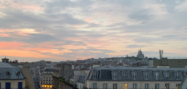 Very romantic apartment with the best view of mount Montmartre and Sacré Coeur C Paris, France Romantic place in the center - Best parisian view! Entire rental unit vacation rental 22317654