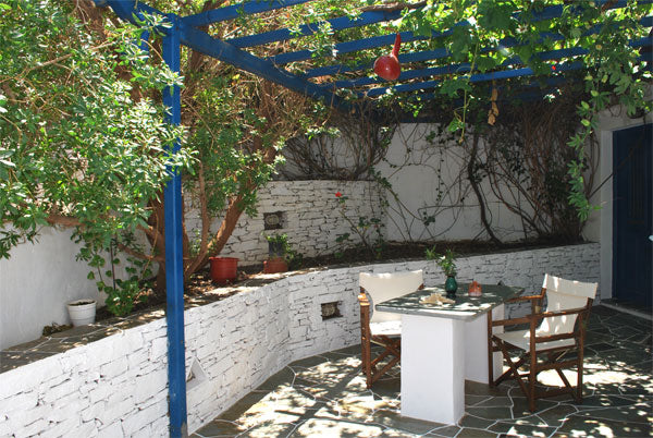 The family business Foskolos Studios and apartments is located in Kamares, the p Greece Foskolos in Kamares Sifnos room up to 3 persons Entire serviced apartment vacation rental 20145742