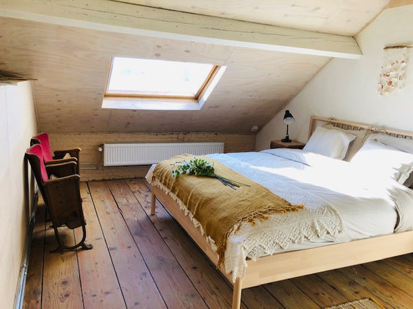Logies Lapin biedt fijn ingerichte en gezellige kamers met badkamer in het kader Vremde, Belgium Gezellige verdieping in Bohemian chic-stijl - 5P Private room in bed and breakfast vacation rental 47169540