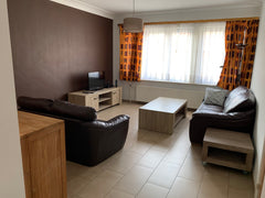 Een mooi ruim appartement (80M2) gelegen in een rustige buurt, maar toch op wand Eeklo, Belgium Ruim appartement met gratis parking op 2e verdiep Entire rental unit vacation rental 51246370