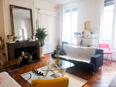 Idéalement situé au coeur de la presqu'ile, l,'appartement est tout équipé.<br / Lyon, France Appartement de style en plein centre de Lyon Entire rental unit vacation rental 53375471