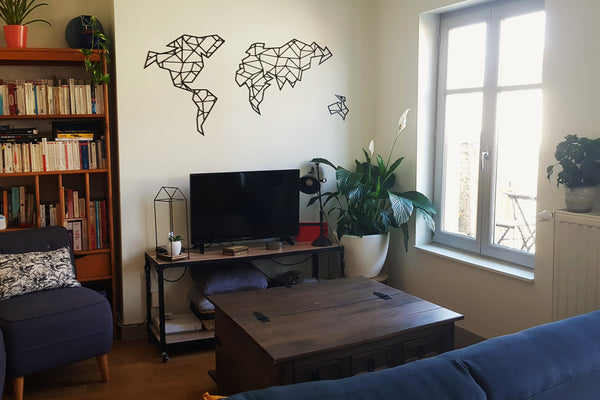 Your ideal location to enjoy Lyon life!<br /><br />• 5 mn walking from Place Bel Lyon, France Downtown Lyon: 2 beautiful rooms and a balcony Private room in rental unit vacation rental 50950375