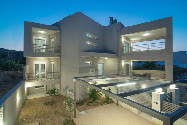 Gras House 1 is located in the peaceful village Agia Pelagia of Heraklion region Heraklion, Greece Gras House 1 Agia Pelagia, Just 500m Away From The Beach Entire home vacation rental 27645765