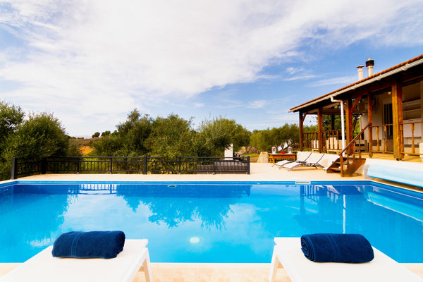 This countryside villa in the Epano Sisi region of Crete in Greece, it can house Zürich, Switzerland Beautiful Villa near Sea in Epano Sisi Entire villa vacation rental 22762110