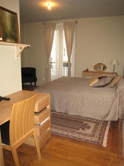 Situé au cœur de Montmartre, ligne 12 (métro Lamarck-Caulaincourt), quartier trè  Appartement à Montmartre Entire rental unit vacation rental 28949066