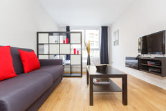 This charming 30 square meters , fully furnished private Studio is located 3 min Paris, France Super studio Trocadero Tour Eiffel Entire rental unit vacation rental 2485119