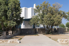 BeachSide Cottage, newly renovated in 2021, has two bedrooms and two bathrooms,  Paros, Greece Beachside 2 bedroom Cottage Entire rental unit vacation rental 50918778