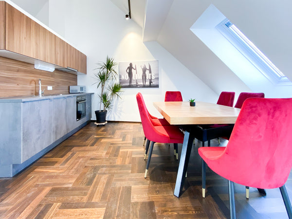 Modern furnishing style: For elite jet setters who love apartments with a view a Graz, Austria Penthouse 