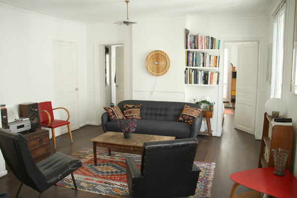 Apt. with one living room, and two rooms, one kitchen, one bathroom (with tube)  Paris, France BEAUTIFUL APT IN PARIS, BELLEVILLE Entire rental unit vacation rental 286364