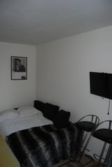 Nieuwe centraal gelegen studio in een bruisende multiculturele buurt met veel ca Antwerp, Belgium Centraal gelegen cosy studio Entire rental unit vacation rental 42635704