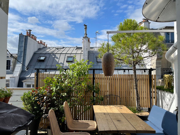 Cet appartement 4 pièces, 80 m2, calme, cosy, très lumineux, possède une terrass Paris, France Top appart terrasse sous montmartre Entire rental unit vacation rental 2167117