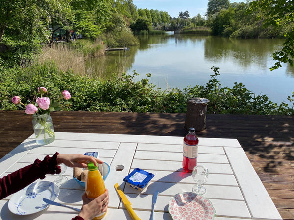 I offer my summer house for rent<br /><br />It is located idyllically by a lake  Copenhagen, Denmark Cozy Modern Idyllic House Tiny home vacation rental 51063834