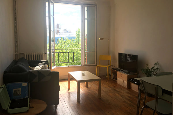 Lovely apartment located in the vibrant neighborhood of Belleville and 2mn walki Noisy-le-Sec, France Apt in the vibrant neighborhood of Belleville Entire rental unit vacation rental 18729068