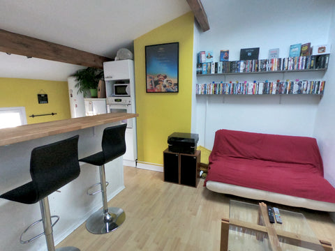 Appartement dans le centre ville de Bordeaux, dans un quartier calme mais à prox Bordeaux, France Appartement dans le centre de Bordeaux Entire rental unit vacation rental 32176792