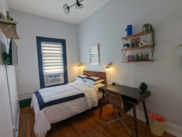 Kick back and relax in this calm, stylish space. A spotlessly clean and disinfec New York, NY Rental unit in Brooklyn · ★4.93 · 1 bedroom · 1 bed · 1 shared bath Private room in rental unit vacation rental 642948543237637972