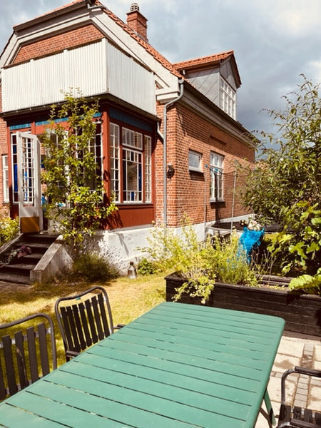 Din familie vil være tæt på alt, når I bor i denne centralt beliggende bolig. Am Copenhagen, Denmark Kreativt hjem med fantastisk beliggenhed Entire home vacation rental 27916159