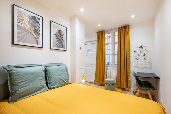 -> Vous recherchez un studio au calme avec tout le confort nécessaire afin de pa Lyon, France Le Cocon De Paris Entire rental unit vacation rental 49494113