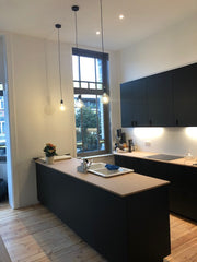 Appartement charmant dans maison de maitre. Arret de tram a 100m. Magasins et re Paris, France Appartement Brugmann Entire rental unit vacation rental 38558601