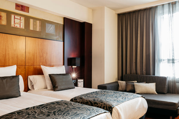 Welcome to Catalonia Brussels! This space is perfect for people looking to explo  Habitación Premium - Catalonia Brussels 3* Room in hotel vacation rental 53370519