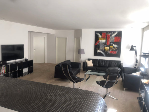 This lovely apartment is perfectly located in downtown Copenhagen. <br />160m2 w  160 qm apartment in central Copenhagen City Entire rental unit vacation rental 42320759