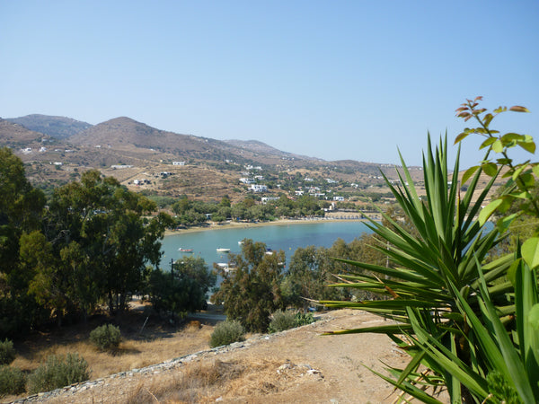 Ideally located on Otzias beach, 50m from the sea, 5km from Kea port. Comfortabl Athens, Greece Apartment overlooking Otzias beach Entire rental unit vacation rental 10989747