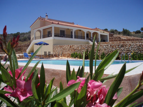 1<br /><br /><b>The space</b><br />Villa Nathalia comprises 2 double bedrooms, 1 United Kingdom Villa Nathalia---peaceful and relaxing! Entire home vacation rental 1413362