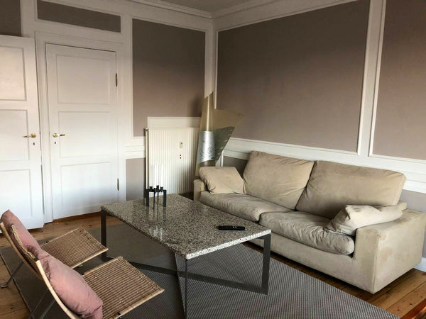 Apartment with atmosphere in a quiet area near Copenhagen city center. In the li Hørsholm, Denmark Cozy apartment near Metro. 10 min. to city center Entire rental unit vacation rental 42484447