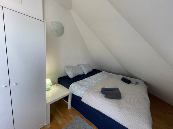 Hello and welcome to Vienna!<br /><br />Cozy room in a large rooftop apartment.  Vienna, Austria Standard Double Room Private room in condo vacation rental 38721618