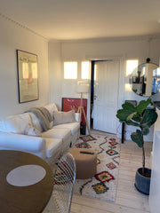 Nyd en stilfuld oplevelse i denne centralt beliggende bolig. Skøn lejlighed, med Copenhagen, Denmark Skøn nyrenoveret lejlighed med top placering Entire condo vacation rental 630019368186688202