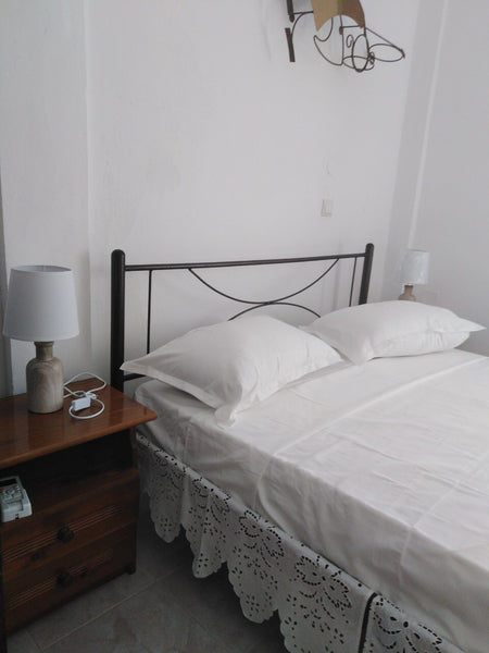 Very beautiful apartment at the center of Athens. Only 10 mins away from Metaxou GR Nice Apartment close to Metro Station Entire rental unit vacation rental 42735258