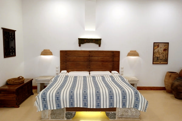 This is a comfortable and elegant apartment in the heart of Athens' historic cen GR Adrianos Suite Entire condo vacation rental 638442753179360759