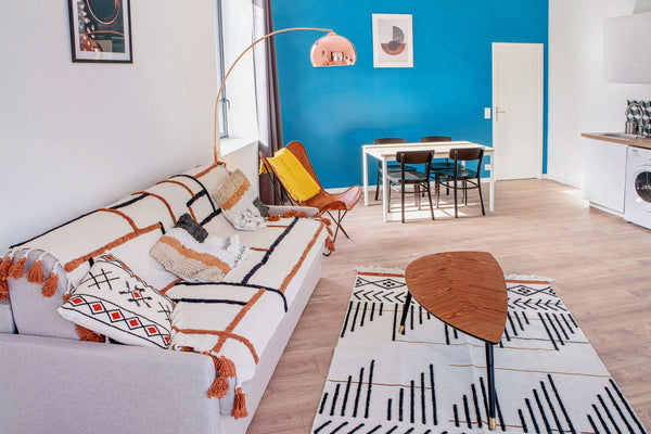 Welcome to Bordeaux!  <br />I welcome you in my 45 square meters apartment in th Bordeaux, France Appartement Moderne Au Coeur Des Chartrons Entire rental unit vacation rental 49106903