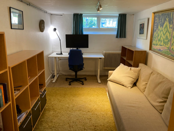 Keep it simple at this peaceful and centrally-located place. Own entrance.<br /> Copenhagen, Denmark Private room w sofabed, ideal for budget traveler Private room in villa vacation rental 551160685884768953